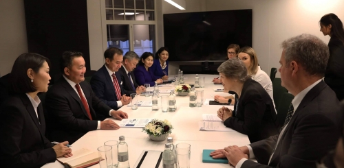 Монгол Улсын Ерөнхийлөгч Х.Баттулга Норвегийн Баялгийн сангийн удирдлагуудтай уулзаж, үйл ажиллагаатай нь дэлгэрэнгүй танилцлаа Улс төр44 минутын өмнө