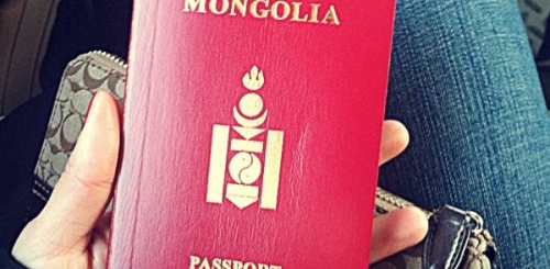 Дипломат болон албан паспорттой иргэд Словени, энгийн паспорттой иргэд Перу улс руу 90 хоног визгүй зорчдог болно