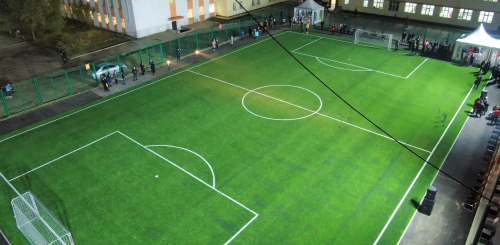 24-р сургууль олон улсын стандартад нийцсэн хөл бөмбөгийн талбайтай боллоо