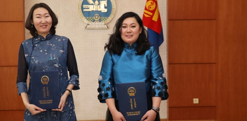Шилдэг залуу эрдэм шинжилгээний ажилтан, судлаачдад Монгол Улсын Ерөнхийлөгчийн нэрэмжит шагнал олголоо