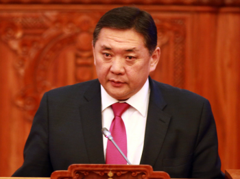 М.Энхболд: Монголын парламентын түүхэнд саарал өдөр болж байна