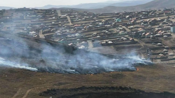 Богинын аманд гарсан түймрийг унтраахаар ажиллаж байна