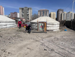 ААН-ҮҮД БОЛОН ГЭР ХОРООЛЛЫН АЙЛ ӨРХҮҮДИЙН ГАДНА ЦАХИЛГААН ХАНГАМЖИЙН АЮУЛГҮЙ БАЙДАЛД ҮЗЛЭГ ХИЙЖ БАЙНА 